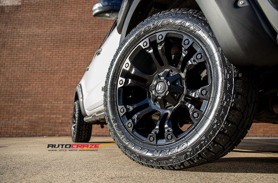 FORD-RANGER-VAPOR-MATTE-BLACK